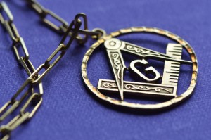 Antique Masonic pendant in gold